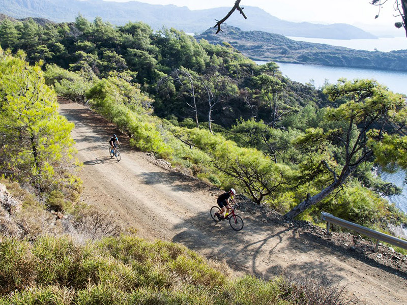 Bike and Cruise in the Aegean