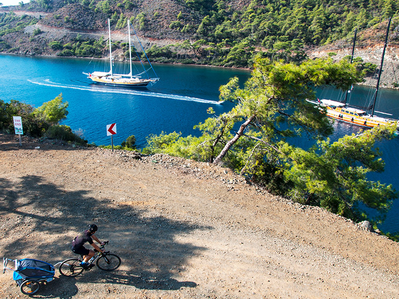 Bike and Cruise in the Aegean